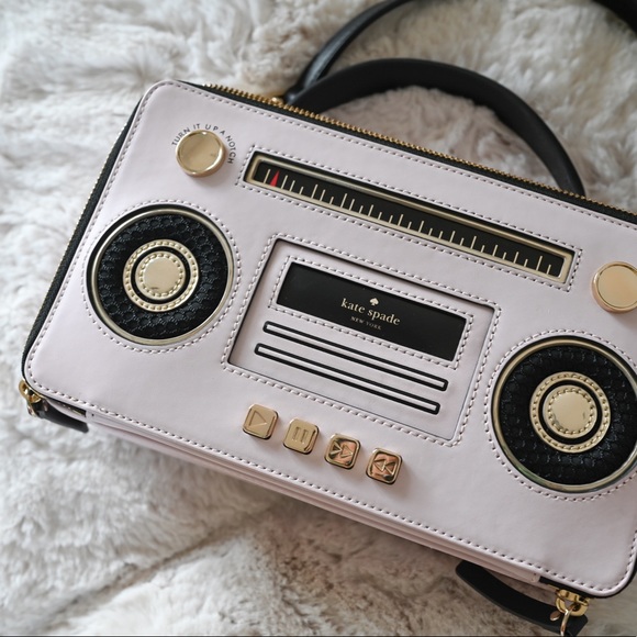 kate spade Handbags - Authentic BOOMBOX Kate Spade shoulder bag